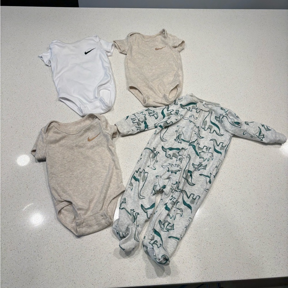 Nike & Carters 4 piece bundle, 6 month